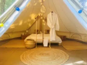 tente-lodge-lit-double