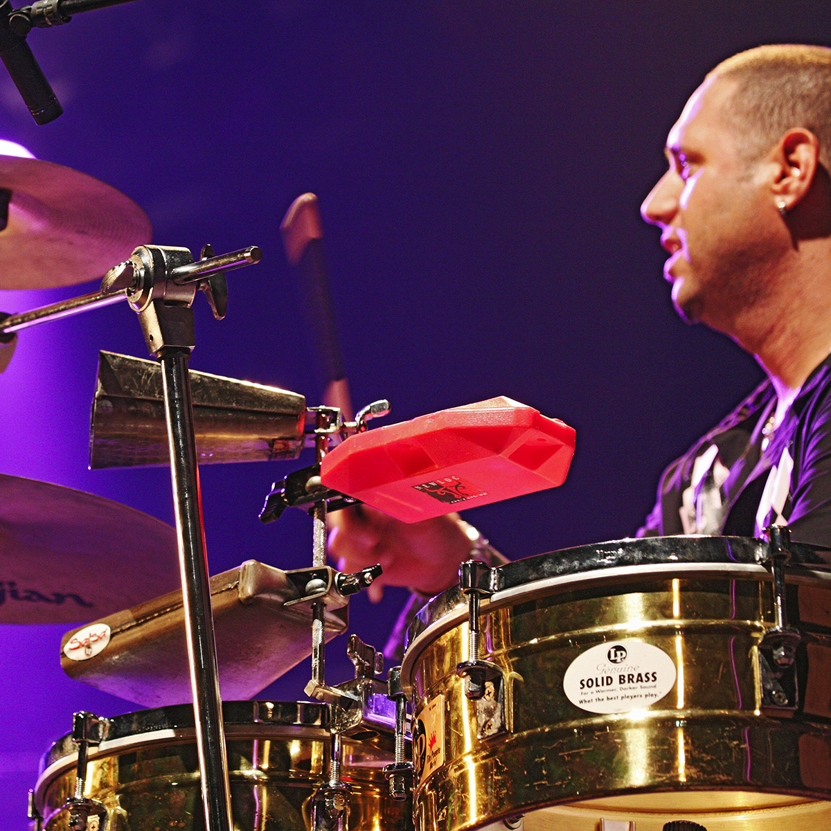 Camping Gers, Whakalodge, 31ste Jazzfestival in Marciac: concert Orlando -Maraca- Valle aux arènes © Collectie Toerisme Gers / CDT32 / Barthe Pierre