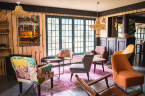 Camping Gers, Whakalodge, wine bar, salon