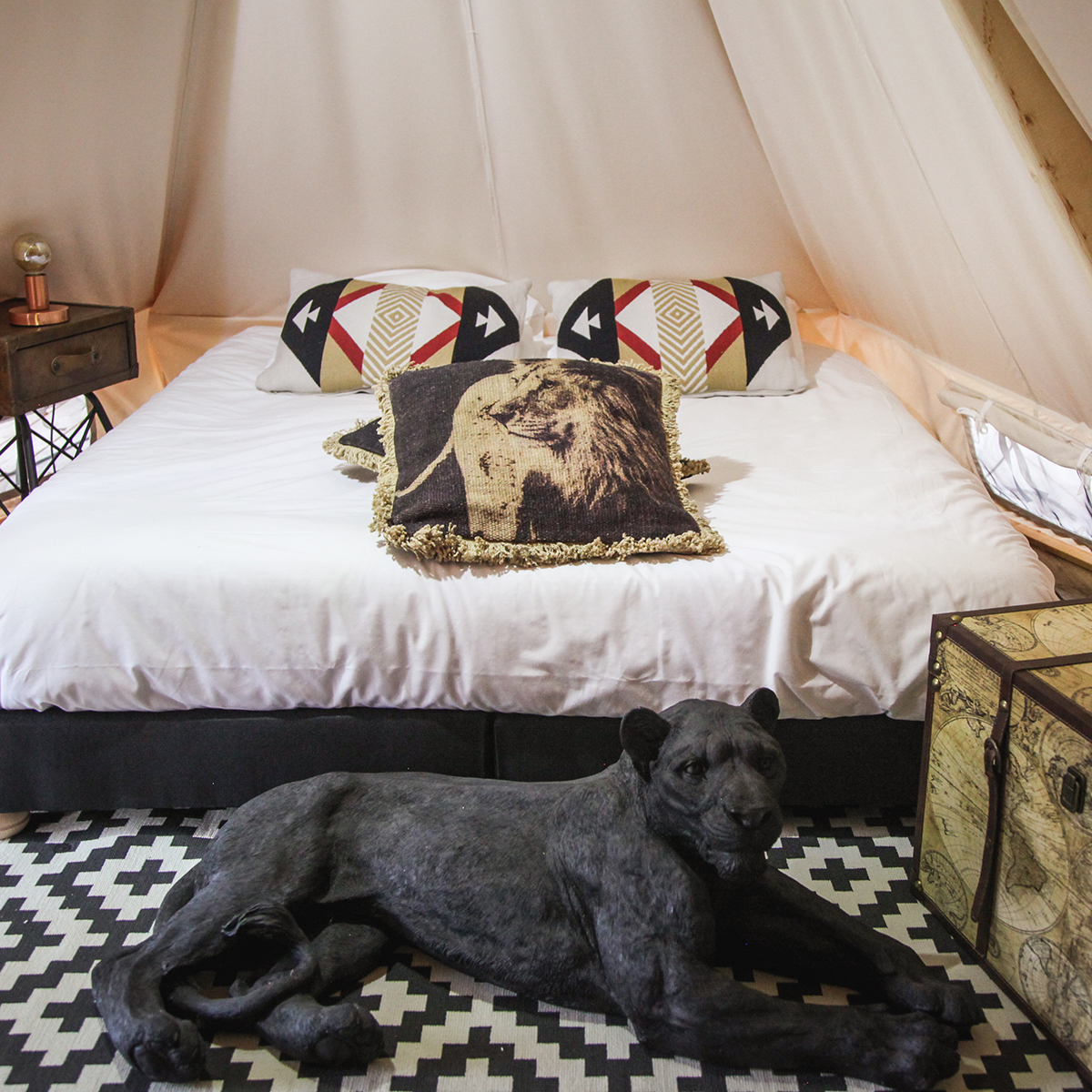 Camping Gers, Whakalodge, locatif insolite, Lodge Adventure Experience, Panthere