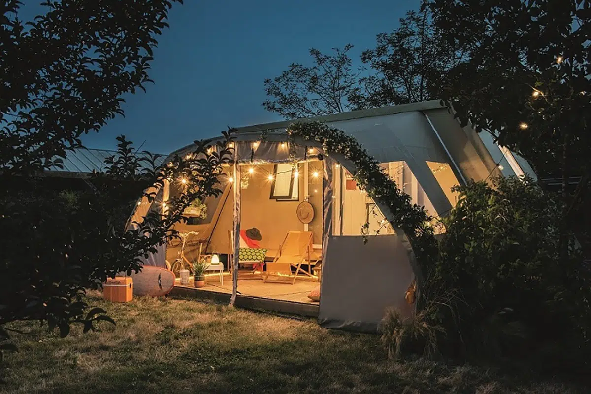 Camping Gers, Whakalodge, locatif basic, Coco Boheme, ambiance nocturne