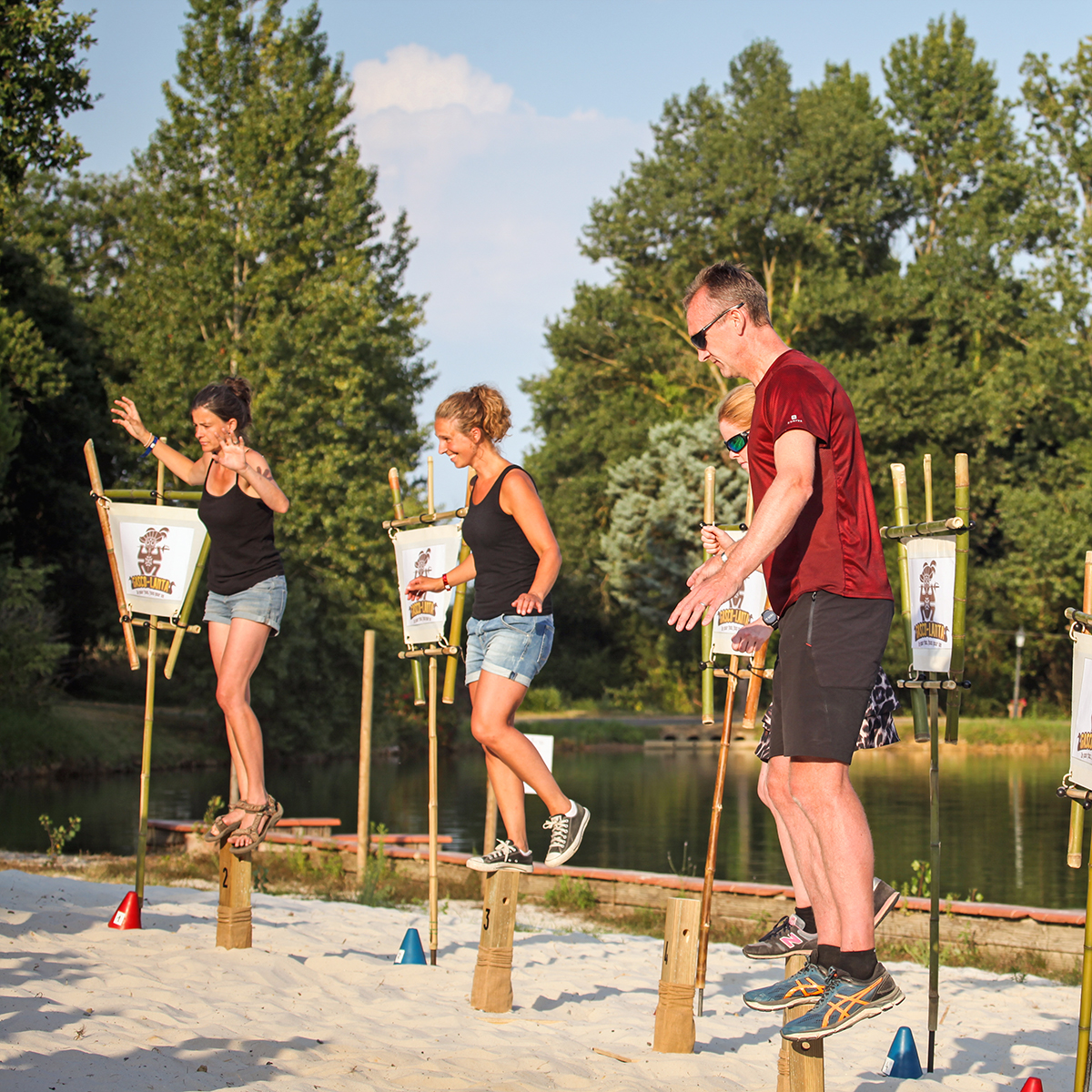 Camping Gers, Whakalodge, team building animations, incentives