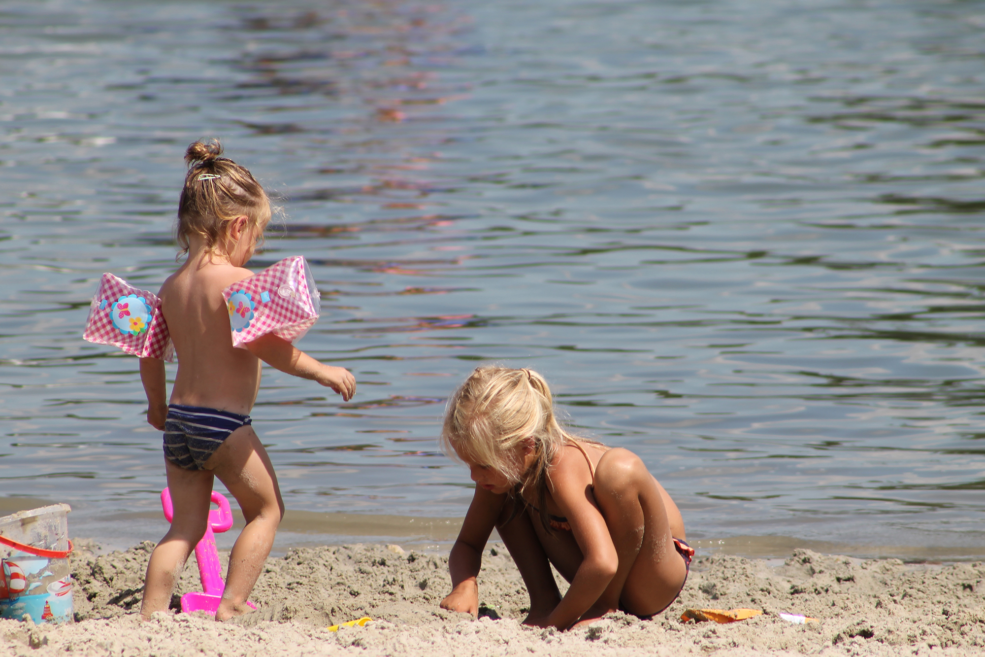 Camping Gers, Whakalodge, enfants, baignades, lac, plage