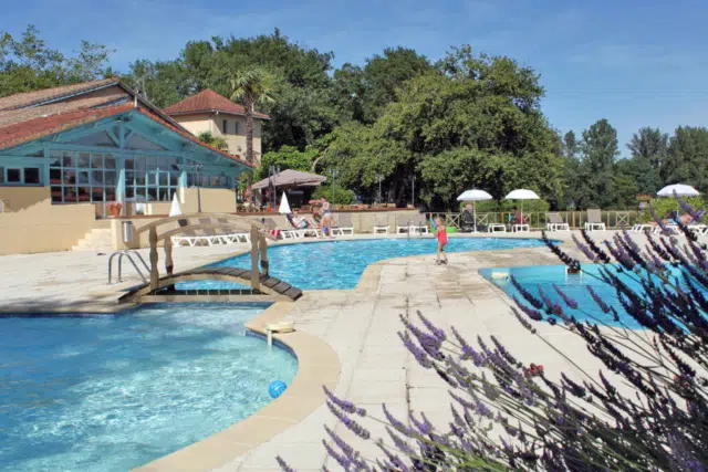 Camping Whakalodge, Gers, piscine