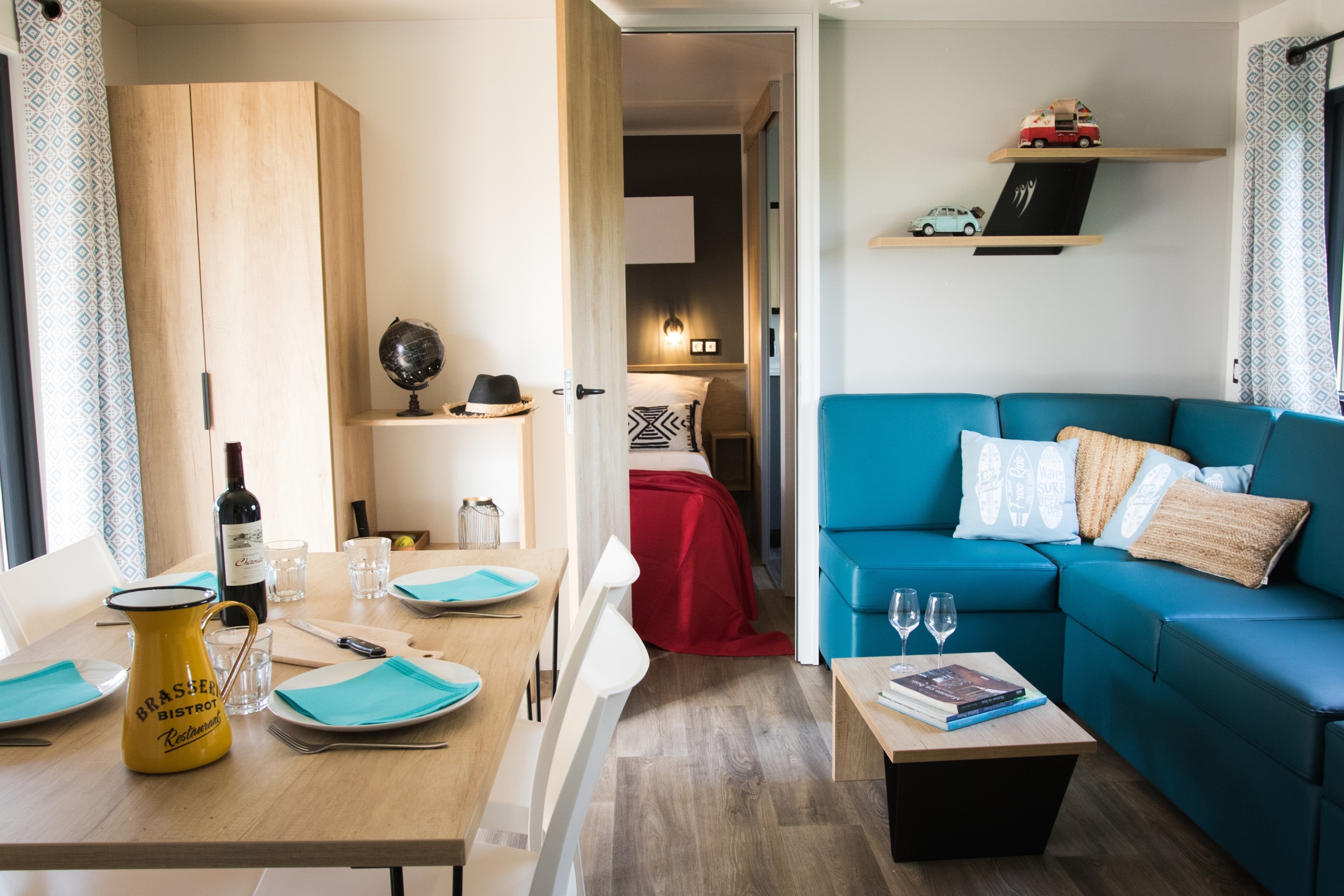 premium-family-cottage-salon