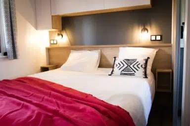 premium-family-cottage-chambre-double