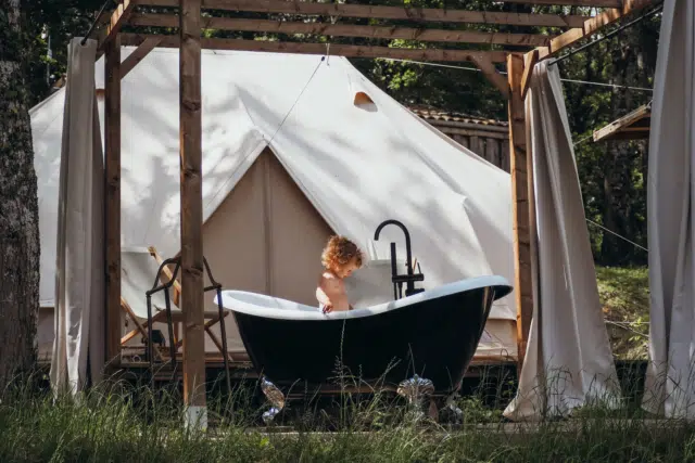 bain-enfant-tente-experience-africa
